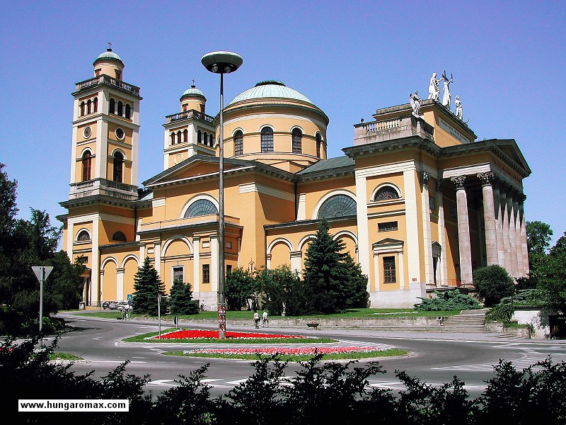 http://www.hungaromax.com/pictures/basilica1.jpg